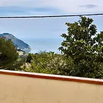A27 - Poggio, Quadrilocale Con Vista Sul Mare Di Portonovo